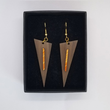 Boucles d'oreilles triangles penchés marron
